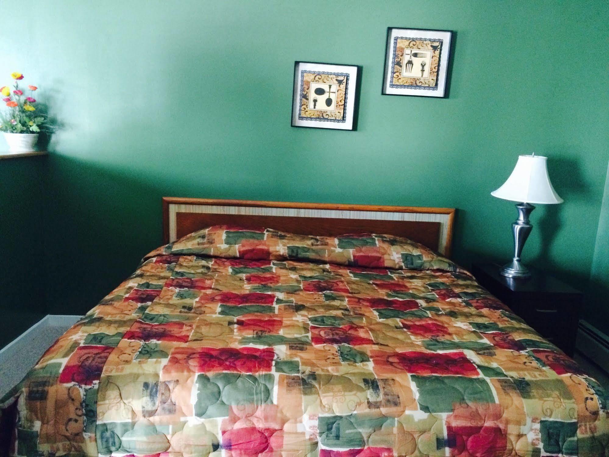 Sunrise Motel Saco Bagian luar foto